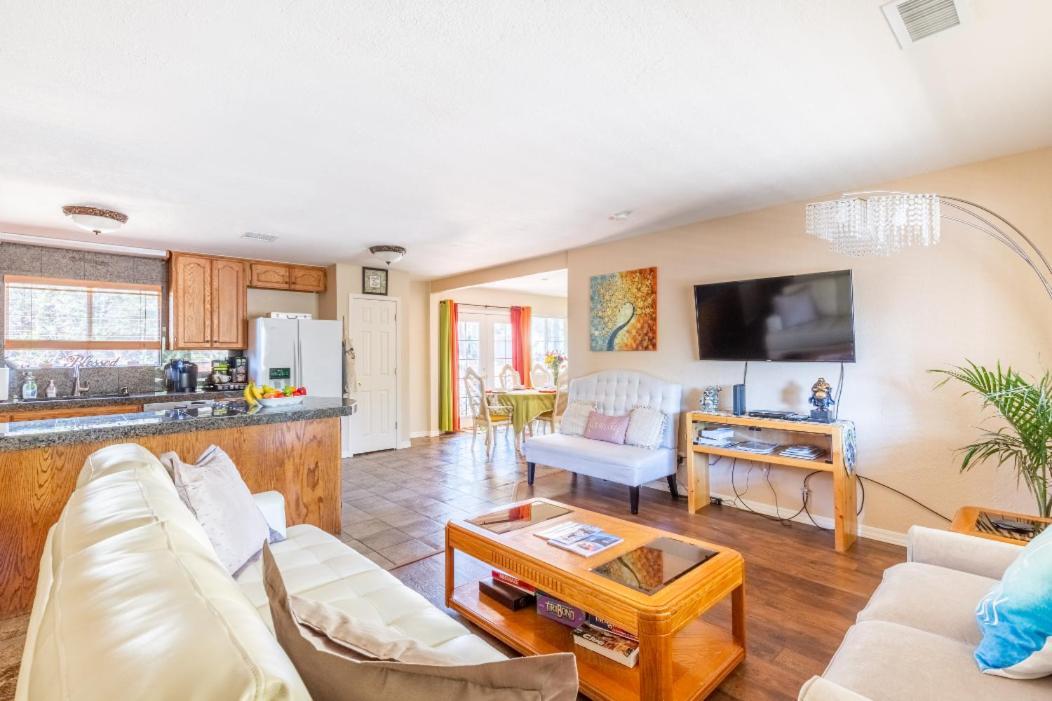 Spacious House With Hot Tub Spa, To Enjoy Red Rock View, Near Amitabha Stupa, And Trails Седона Екстер'єр фото